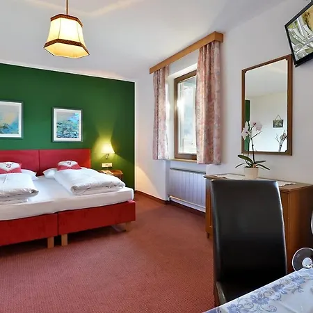 Erzherzog Johann Hotel 3*