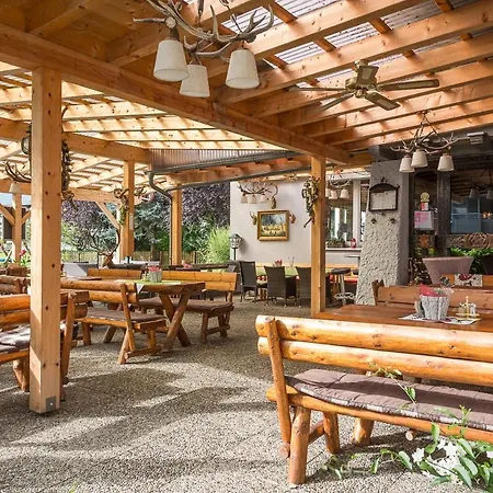 Hotel Erzherzog Johann 3*